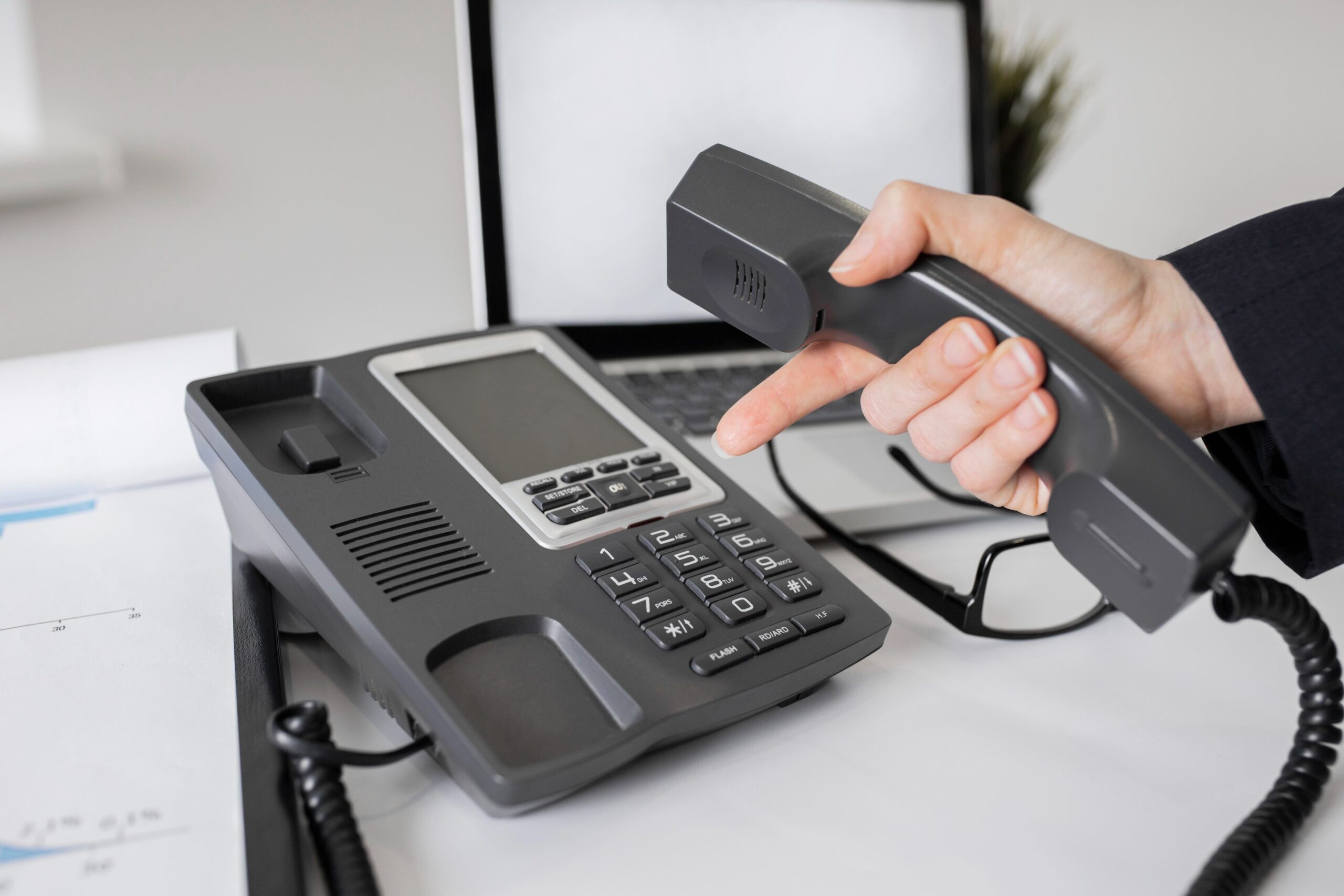 Professional phone answering service supporting Sydney businesses with friendly call handling